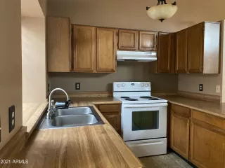 Photo #5: 6281242 Listing