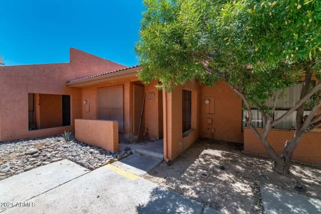 MLS: 6281261 Condo For Sale