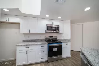 Photo #6: 6281261 Listing 