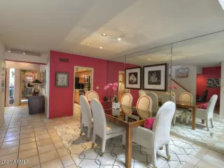 Photo #5: 6281273 Listing