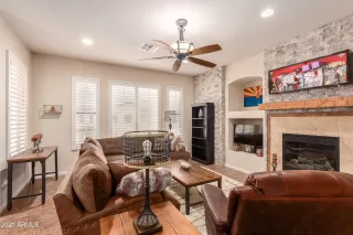 Photo #2: 6281456 Listing