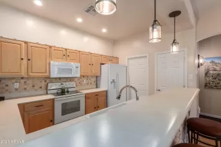 Photo #6: 6281456 Listing