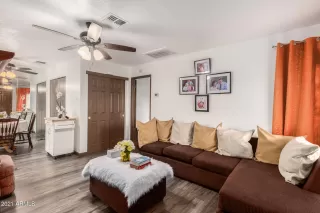 Photo #3: 6281553 Listing