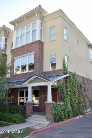 More Details about MLS # 6281622 : 812 N 3RD AVENUE