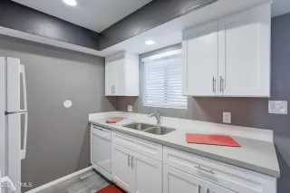 Photo #2: 6281657 Listing