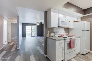 Photo #3: 6281657 Listing