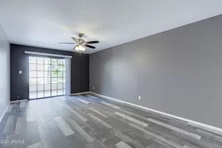 Photo #4: 6281657 Listing