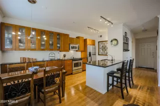 Photo #2: 6281704 Listing