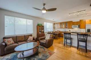 Photo #4: 6281704 Listing