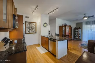 Photo #5: 6281704 Listing