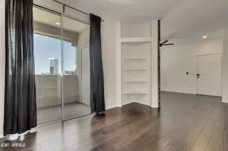 Photo #3: 6281782 Listing