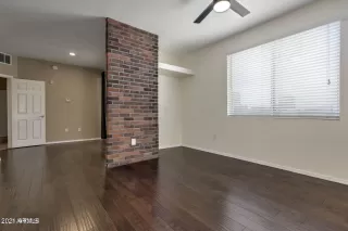 Photo #4: 6281782 Listing
