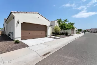 Photo #2: 6281789 Listing