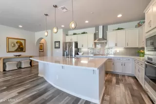 Photo #4: 6281789 Listing