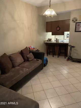 Photo #6: 6281806 Listing