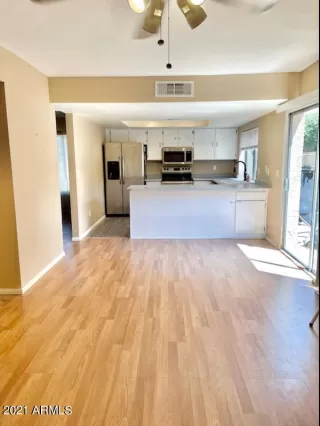 Photo #5: 6281816 Listing