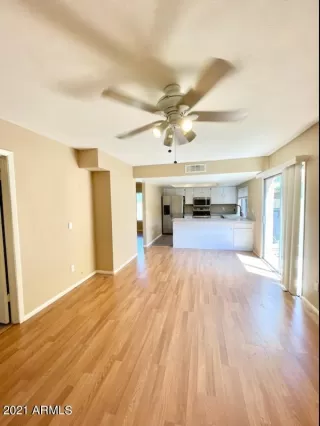 Photo #6: 6281816 Listing