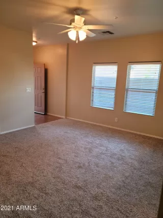 Photo #5: 6281942 Listing 