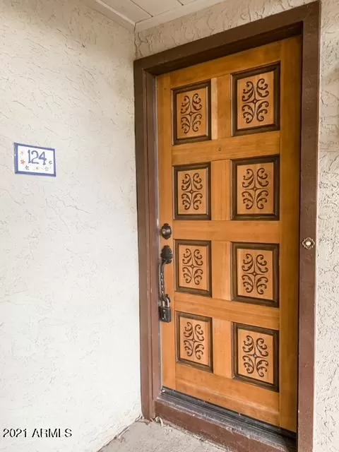 MLS: 6282081 Condo For Sale