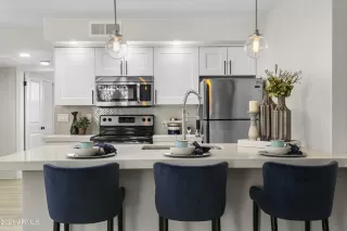 Photo #3: 6282157 Listing 