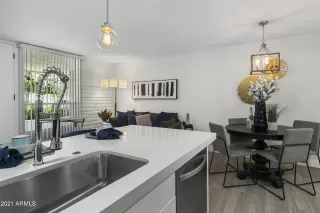 Photo #4: 6282157 Listing 