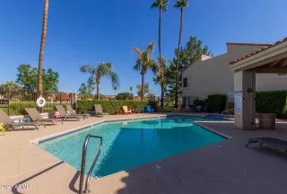 Photo #3: 6282237 Listing 