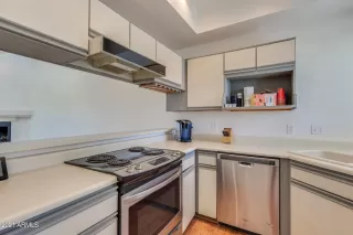 Photo #6: 6282237 Listing 