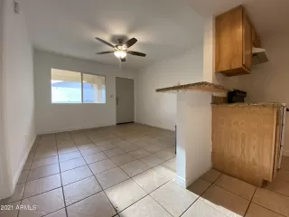Photo #5: 6282262 Listing