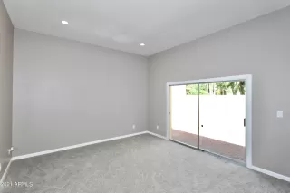 Photo #4: 6282355 Listing