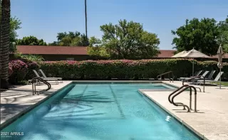 Photo #6: 6282380 Listing