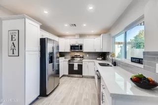 Photo #6: 6282466 Listing