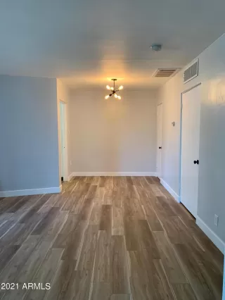 Photo #3: 6282516 Listing