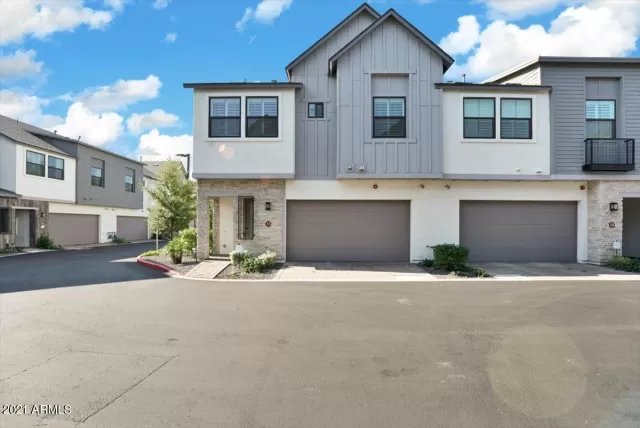 MLS: 6282632 Condo For Sale