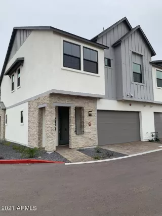 Photo #1: 6282632 Listing 