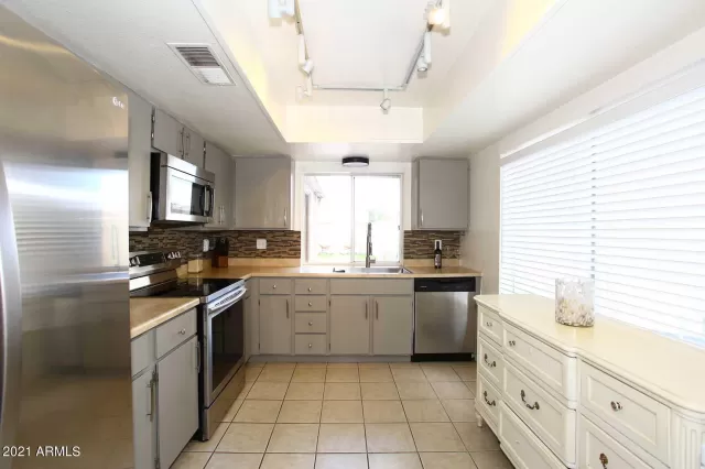 MLS: 6282735 Condo For Sale