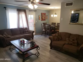 Photo #5: 6282800 Listing