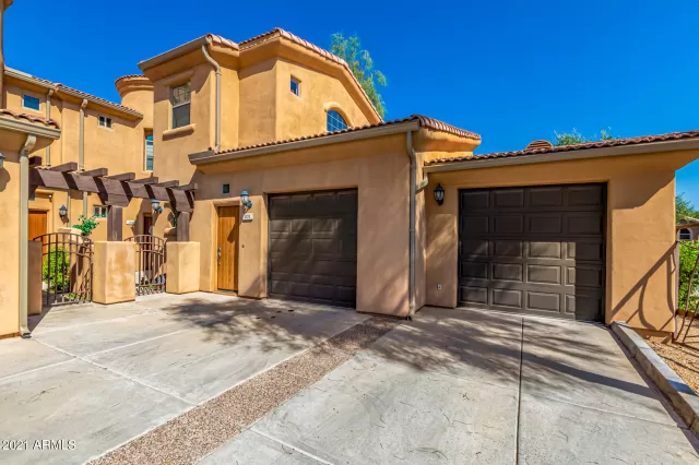 MLS: 6282882 Condo For Sale