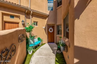 Photo #2: 6282882 Listing