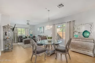 Photo #3: 6282882 Listing