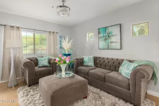 Photo #4: 6282882 Listing