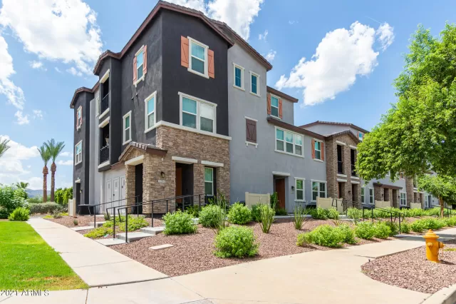 MLS: 6282957 Condo For Sale