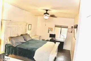 Photo #4: 6282989 Listing