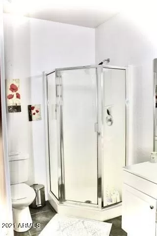 Photo #5: 6282989 Listing