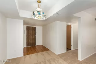 Photo #1: 6283083 Listing