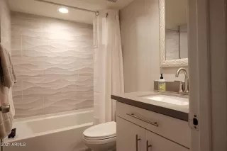 Photo #5: 6283096 Listing