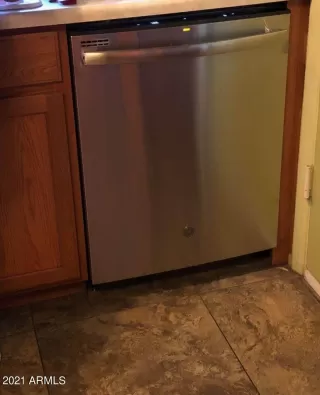 Photo #5: 6283262 Listing 