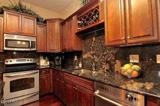 Photo #1: 6283381 Listing