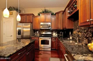 Photo #2: 6283381 Listing