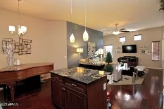 Photo #4: 6283381 Listing