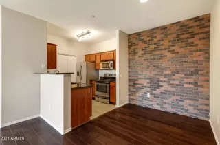 Photo #2: 6283442 Listing 